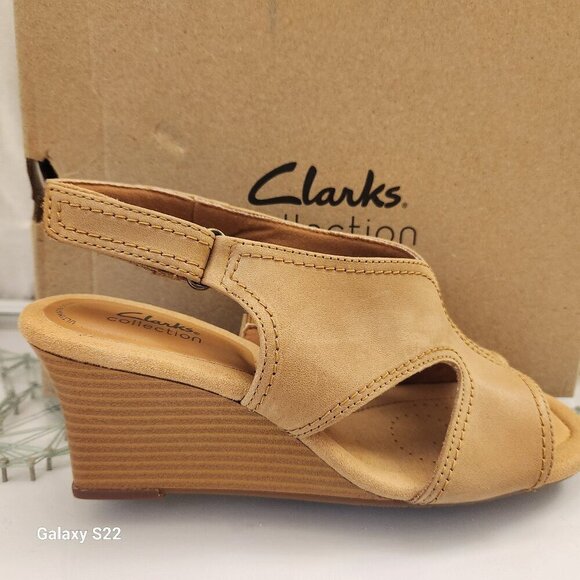 Clarks Kyarra Aster Wedge Sandals. Leather. NIB. Size 8.5 Wide - Picture 1 of 10